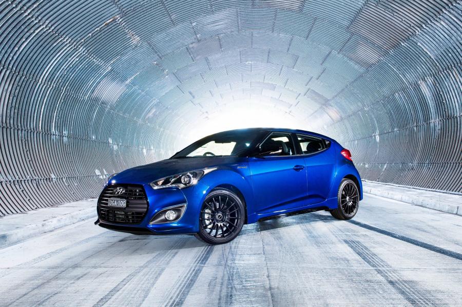  Hyundai Veloster Street Turbo 2016 года  (AU) (фото 18 из 23)